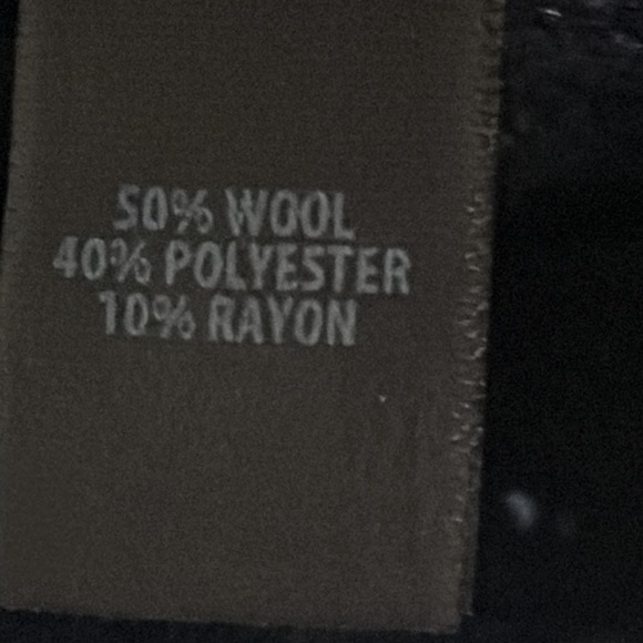 ST. John Wool blend knit top /blouse with sequins NWOT size XS - Picture 5 of 7